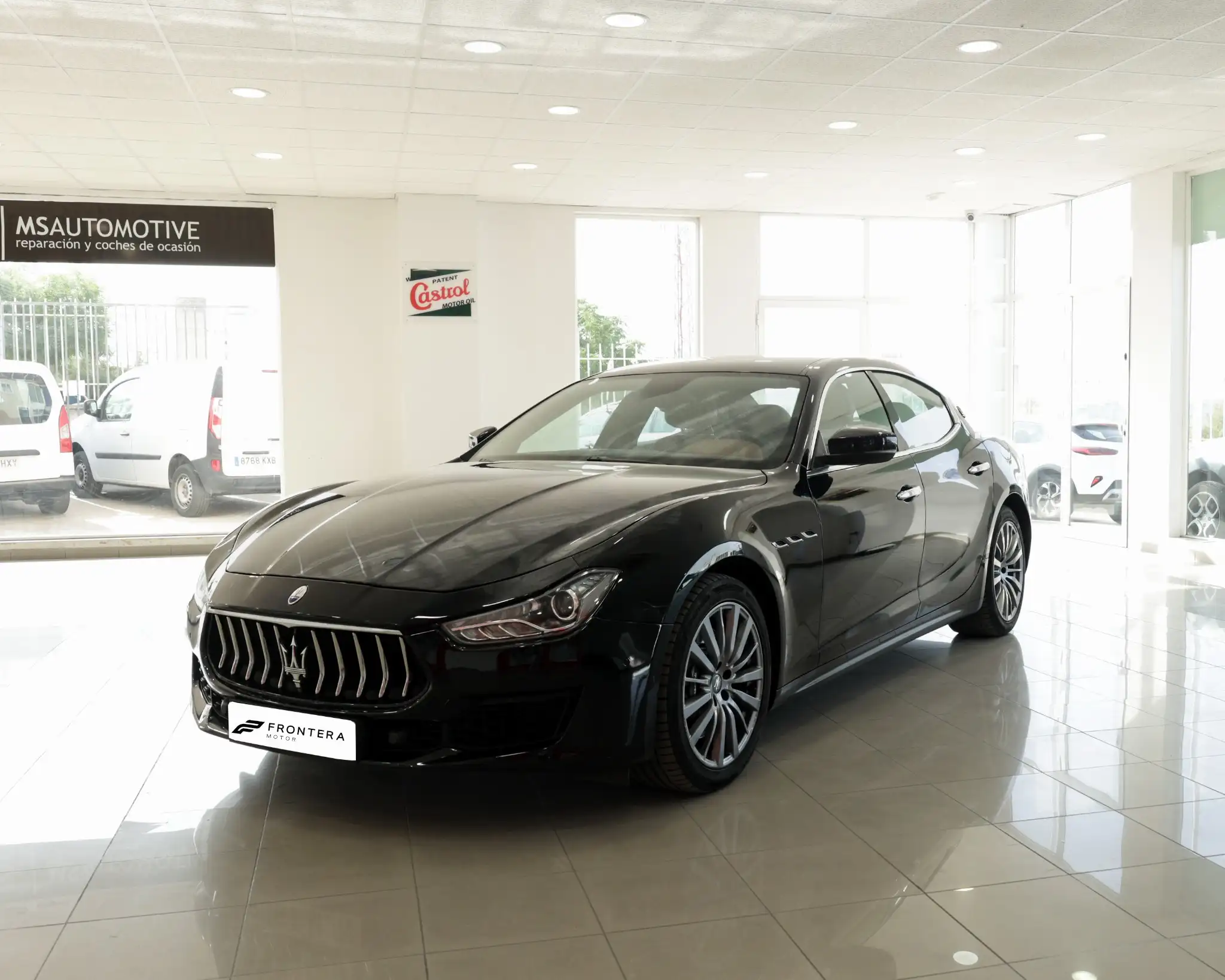MASERATI Ghibli Granlusso V6 275 HP D RWD