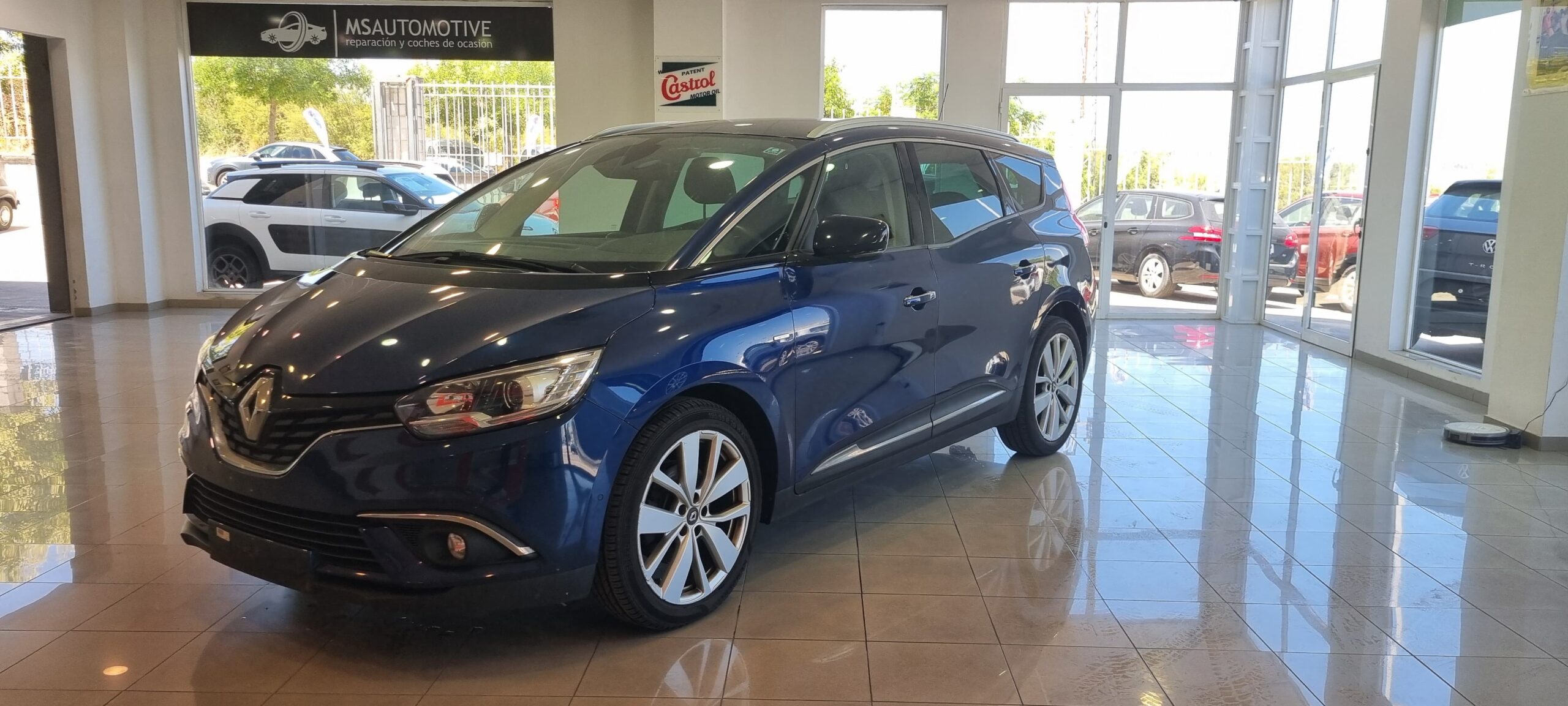 Renault Grand Scénic Blue