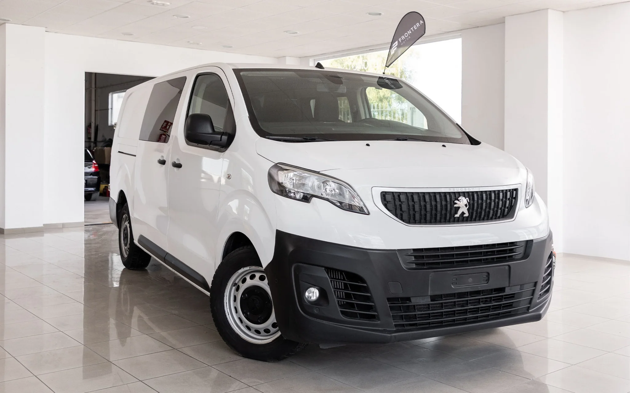 Peugeot Expert Long DC Premium