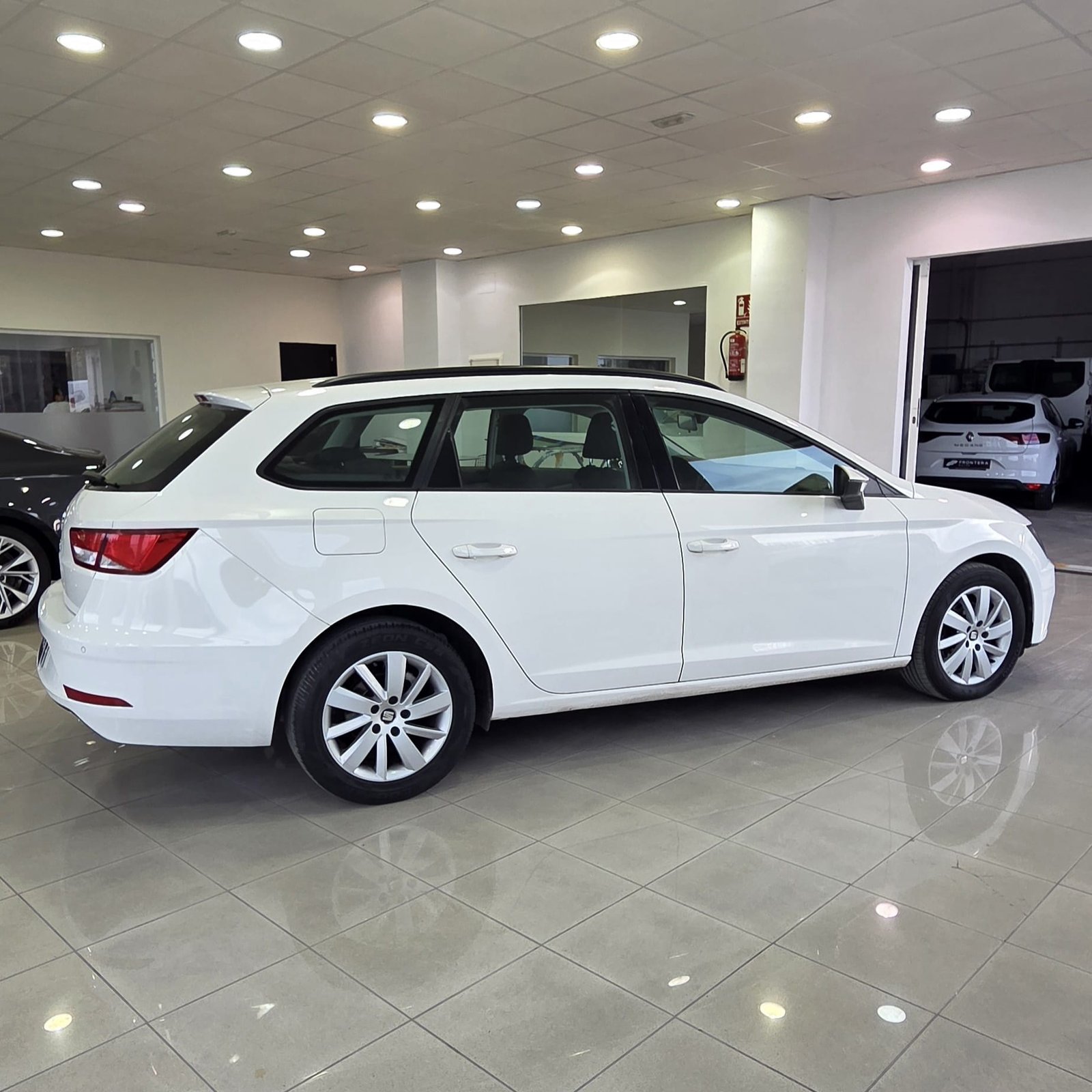 Seat León 1.6 TDI 115CV Reference Edition ST